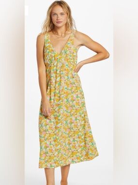 Billabong “Feel the Love” Floral Fit & Flare Maxi Dress w V-Neck & Tie at Back 8